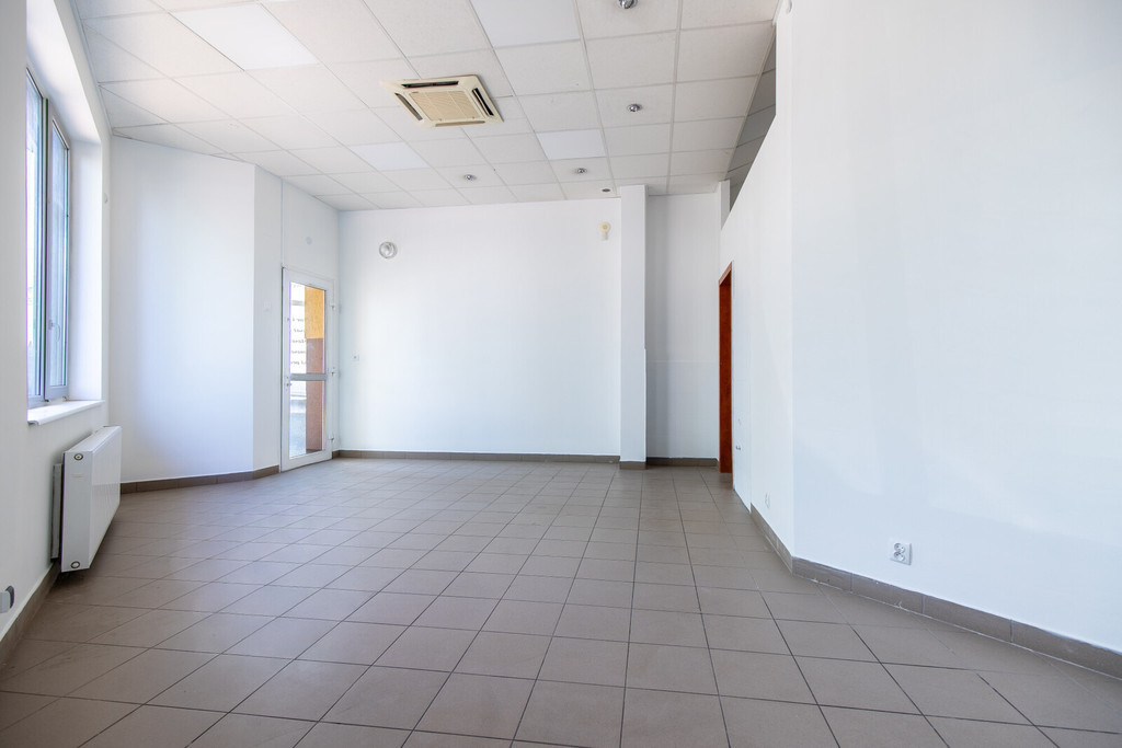 Lokal z witryną| Sprzedaż| 45 m 2 – Rumia - Widok 4