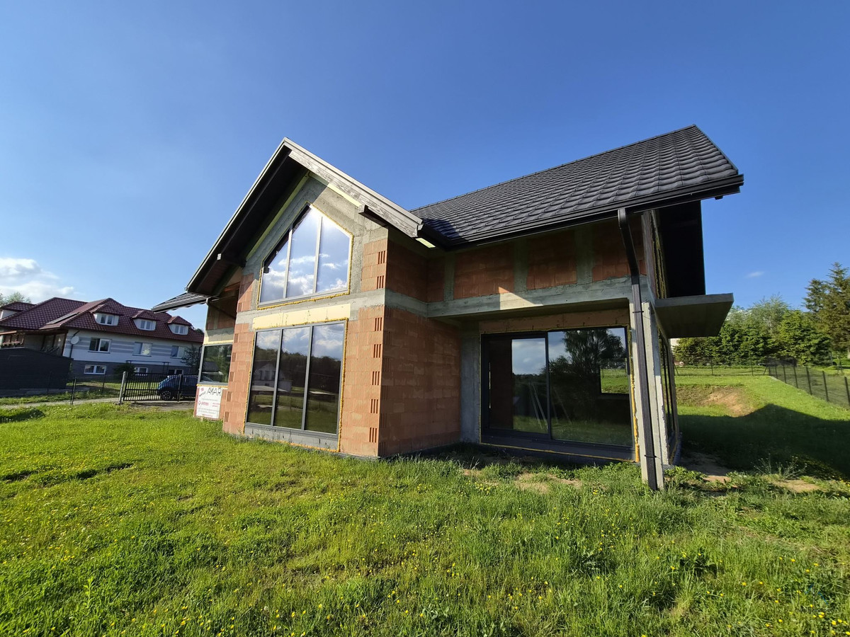 Dom – Łapanów, Kobylec - Więcej