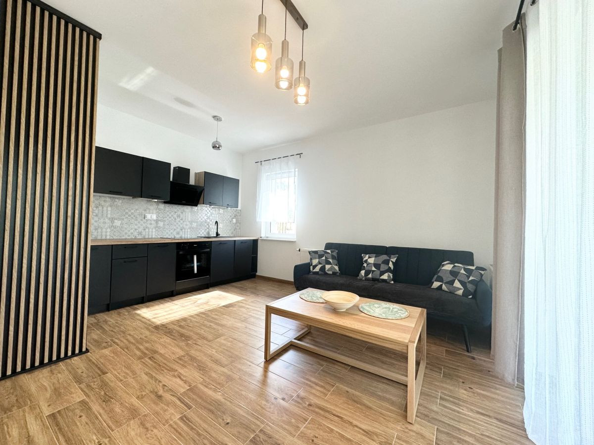 Katowice, osiedle Dobrynów – 2 pokoje, ogródek