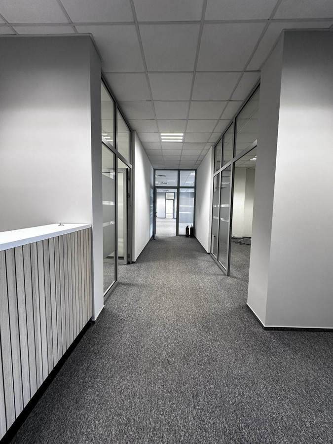 DUŻE POWIERZCHNIE 425-626m² Kraków Bronowice - Więcej