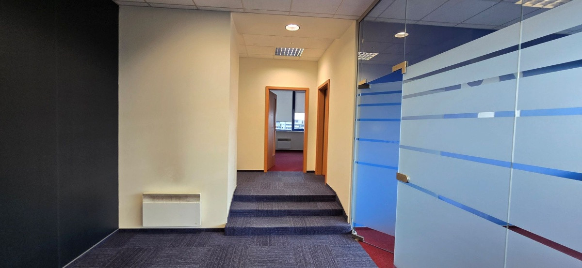 Lokal biurowy 800,31 m² w świetnej lokalizacji - Widok 4