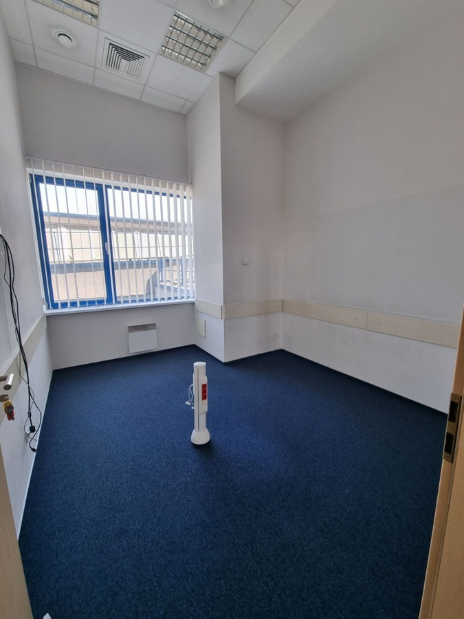 Lokal biurowy 688,44 m² w świetnej lokalizacji - Więcej