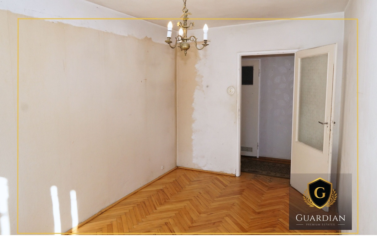 3 pokoje 1 piętro + garaż
