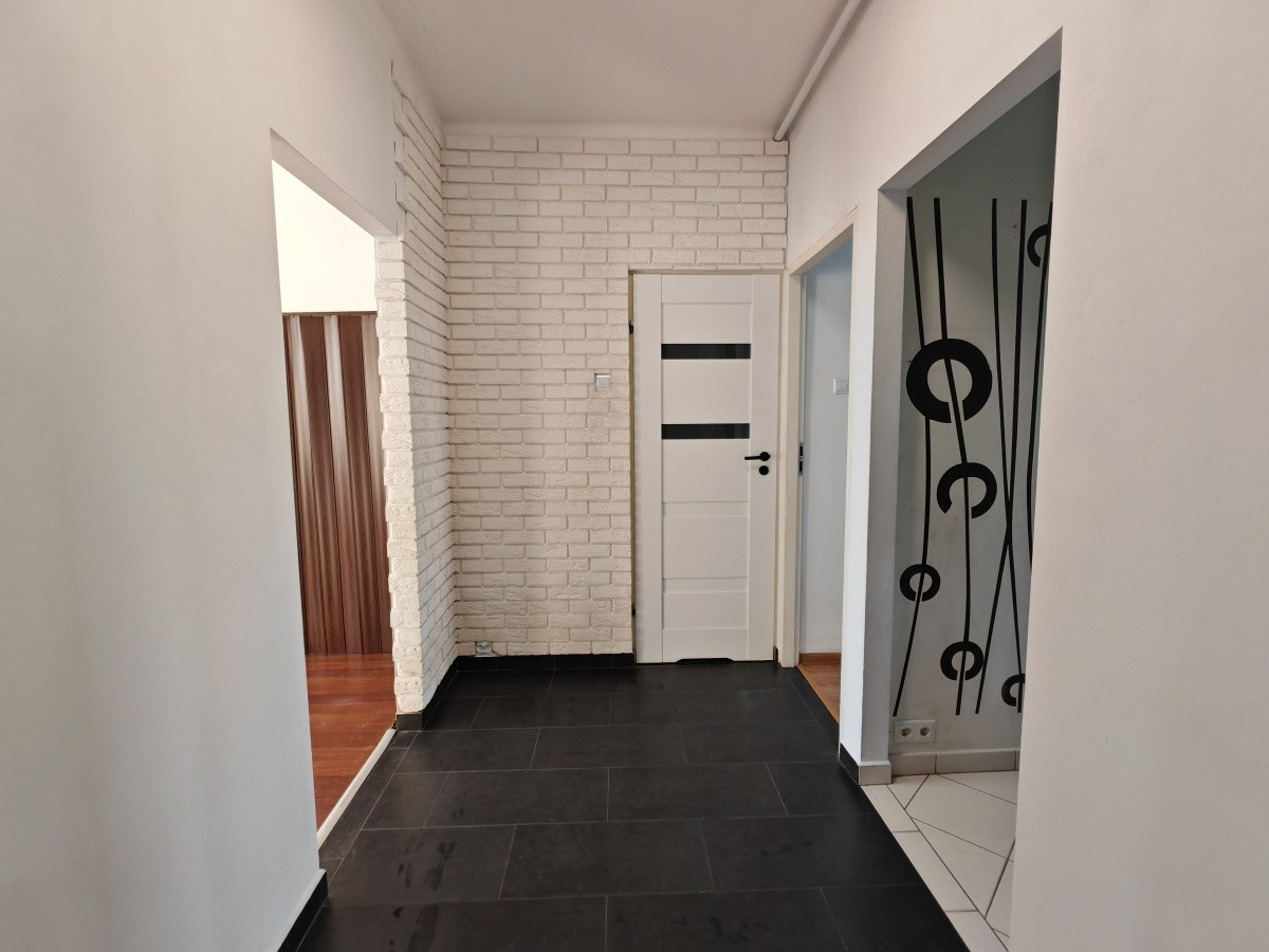 Apartment in Częstochowa, Osiedle Tysiąclecia, Tysiąclecie - Więcej