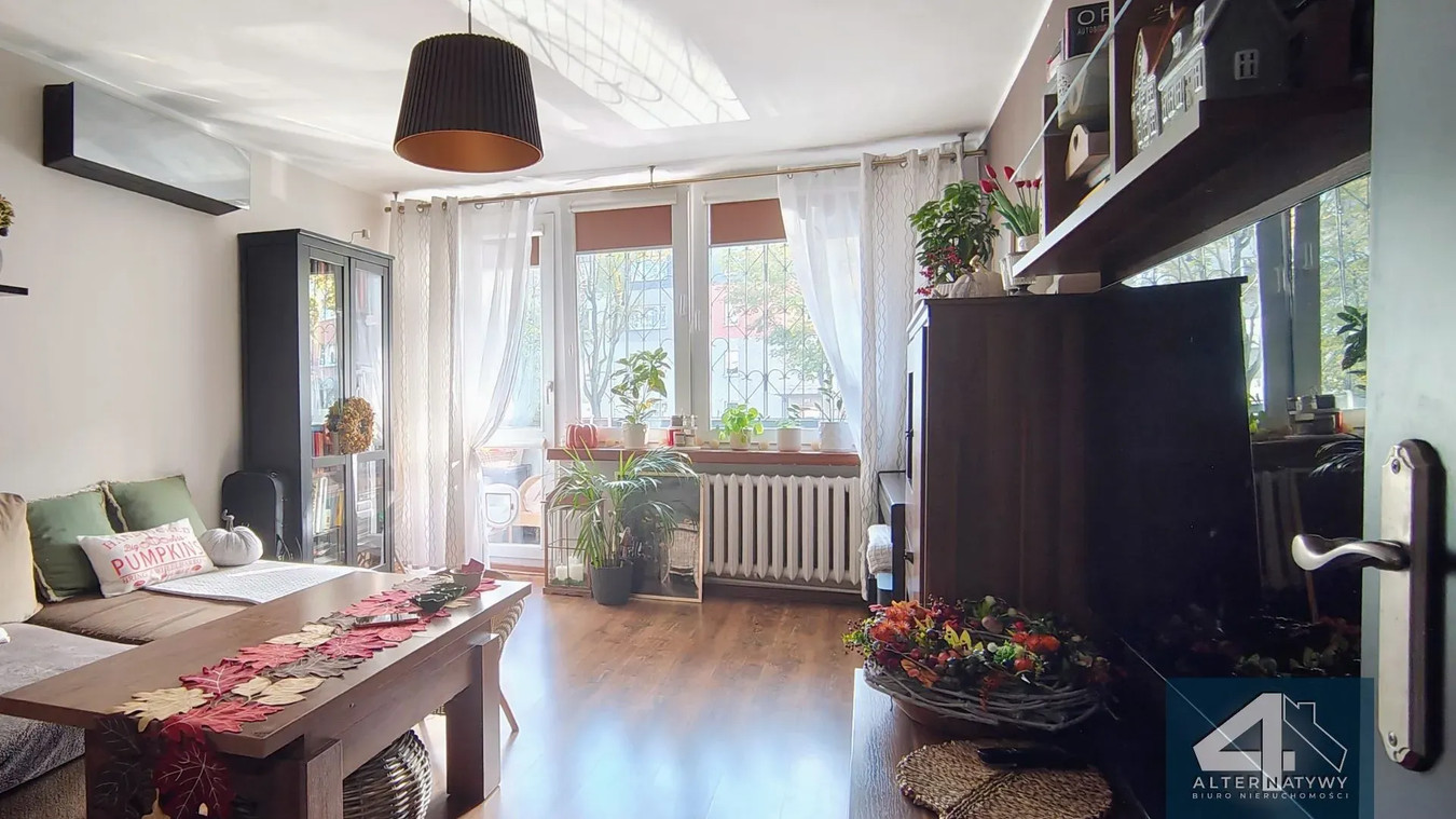 62,5 m², 3 Pokoje + kuchnia, Szombierki
