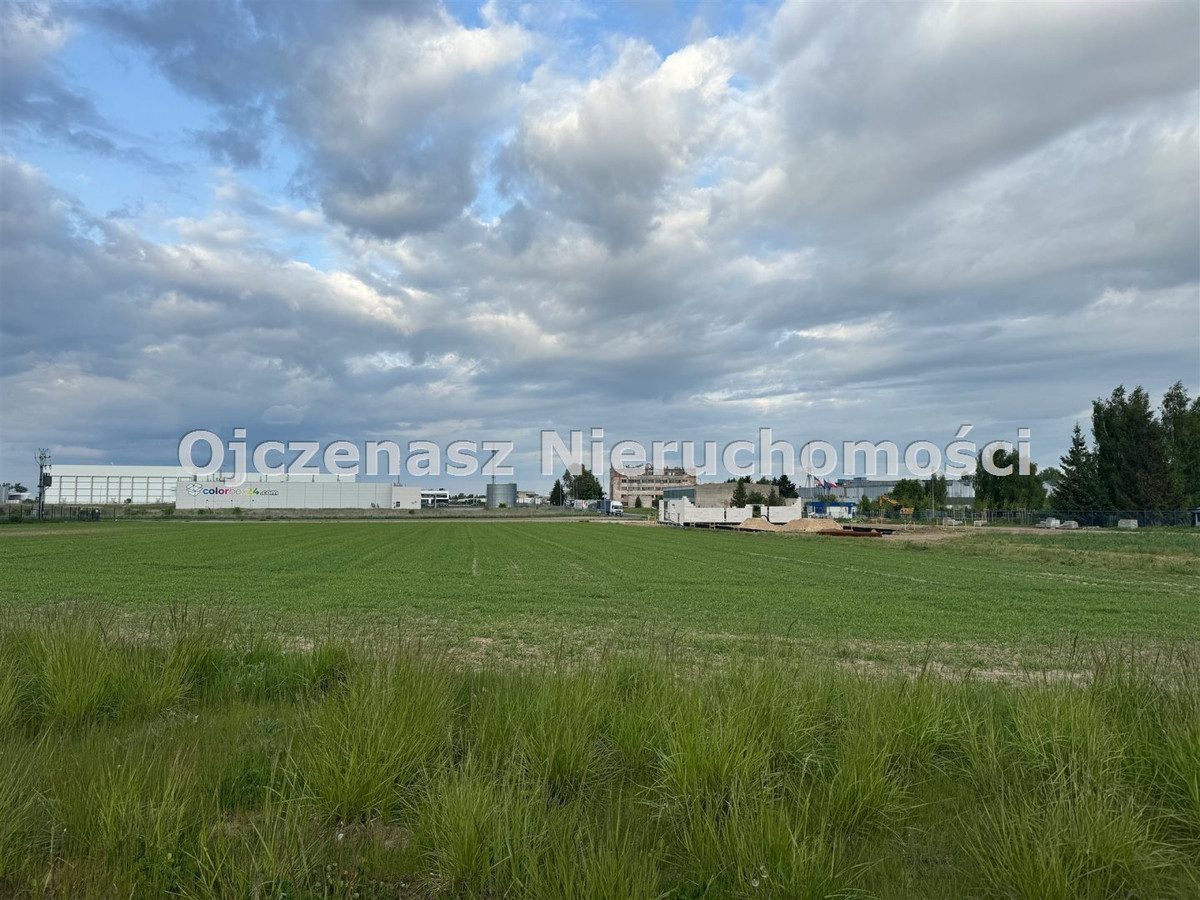 Zemljišče, 7458 m²
