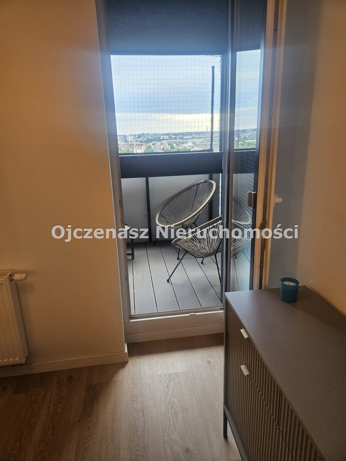 DO WYNAJĘCIA MIESZKANIE AUTA TOWERS BYDGOSZCZ - Widok 6
