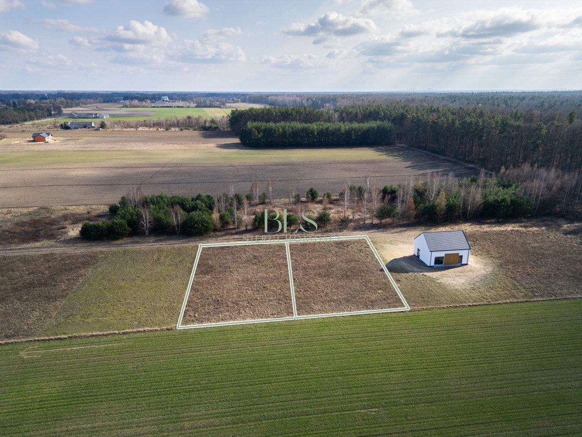 Skrzynka energetyczna i wodociąg - Widok 2