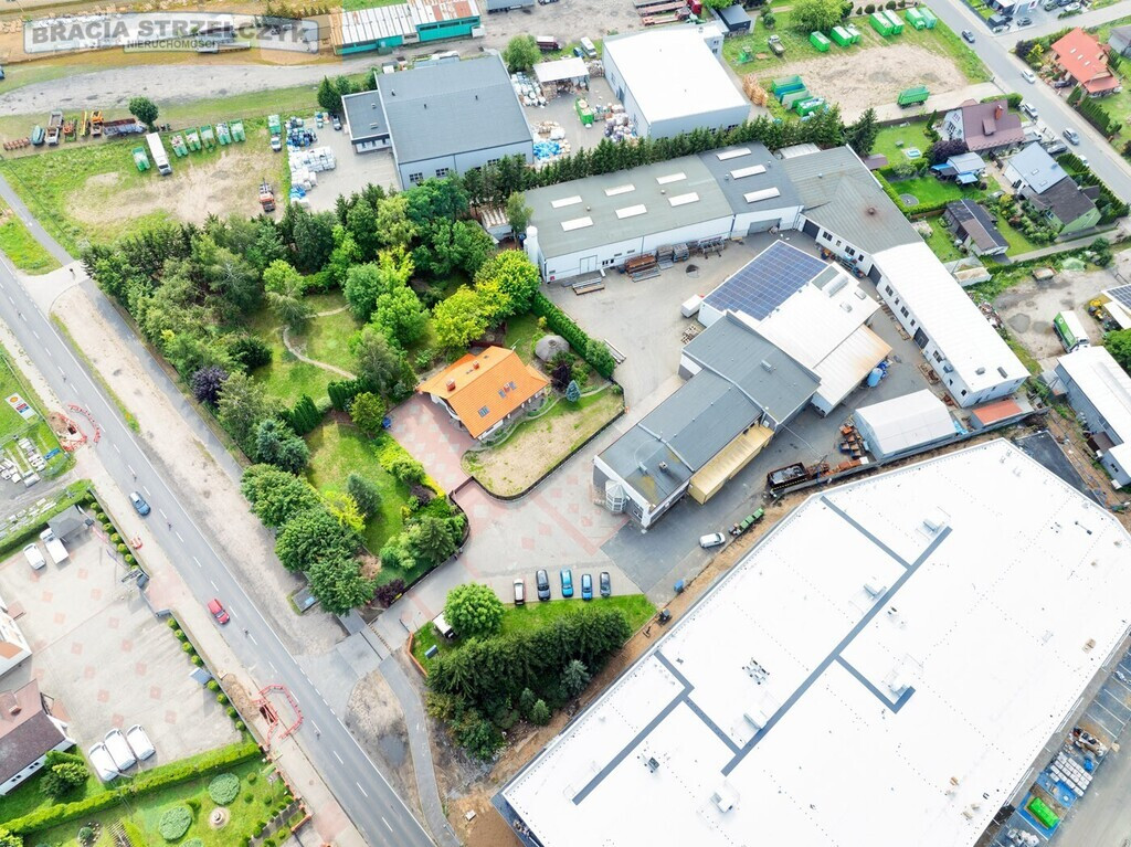 Hale, biura, magazyny, dom, przy centrum handlowym - Widok 5