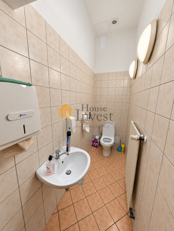 Lokal biurowy w ścisłym centrum Legnicy - Widok 5