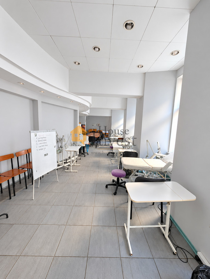 Lokal biurowy w ścisłym centrum Legnicy - Widok 3