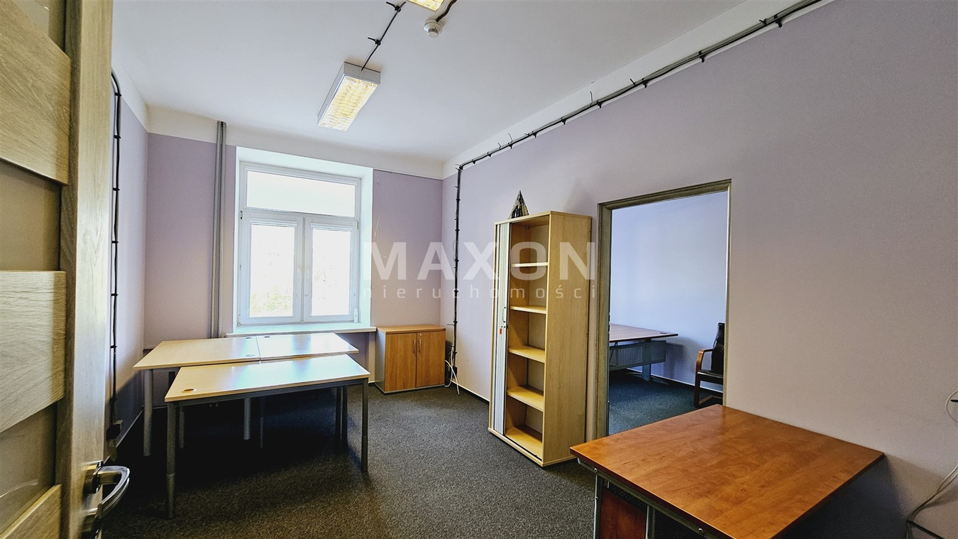 Biuro w Centrum z meblami - Widok 4