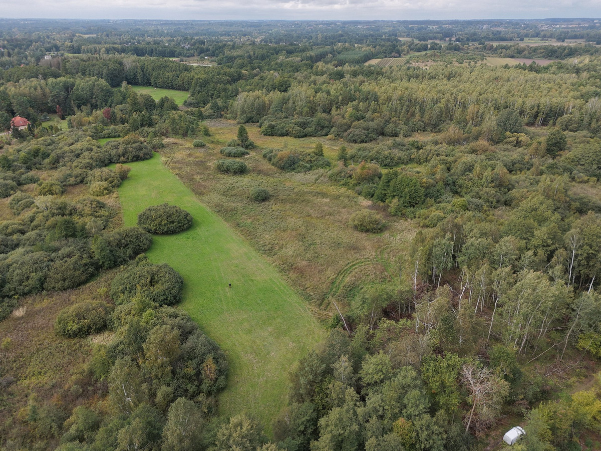 Działka 1100m2 w otoczeniu lasu-zabudowa jednorodzinna-40 minut od Radomia