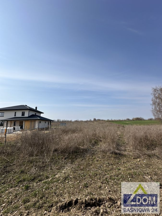 Działka na wzniesieniu 5 km od Nałęczowa - Widok 3