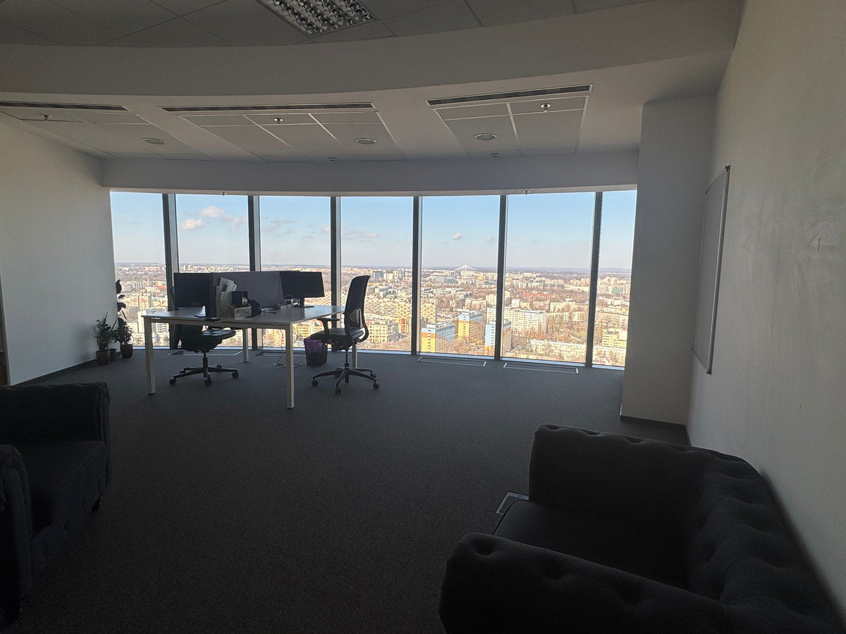 Biuro ok. 62 m² w Sky Tower z widokiem na miasto - Widok 5