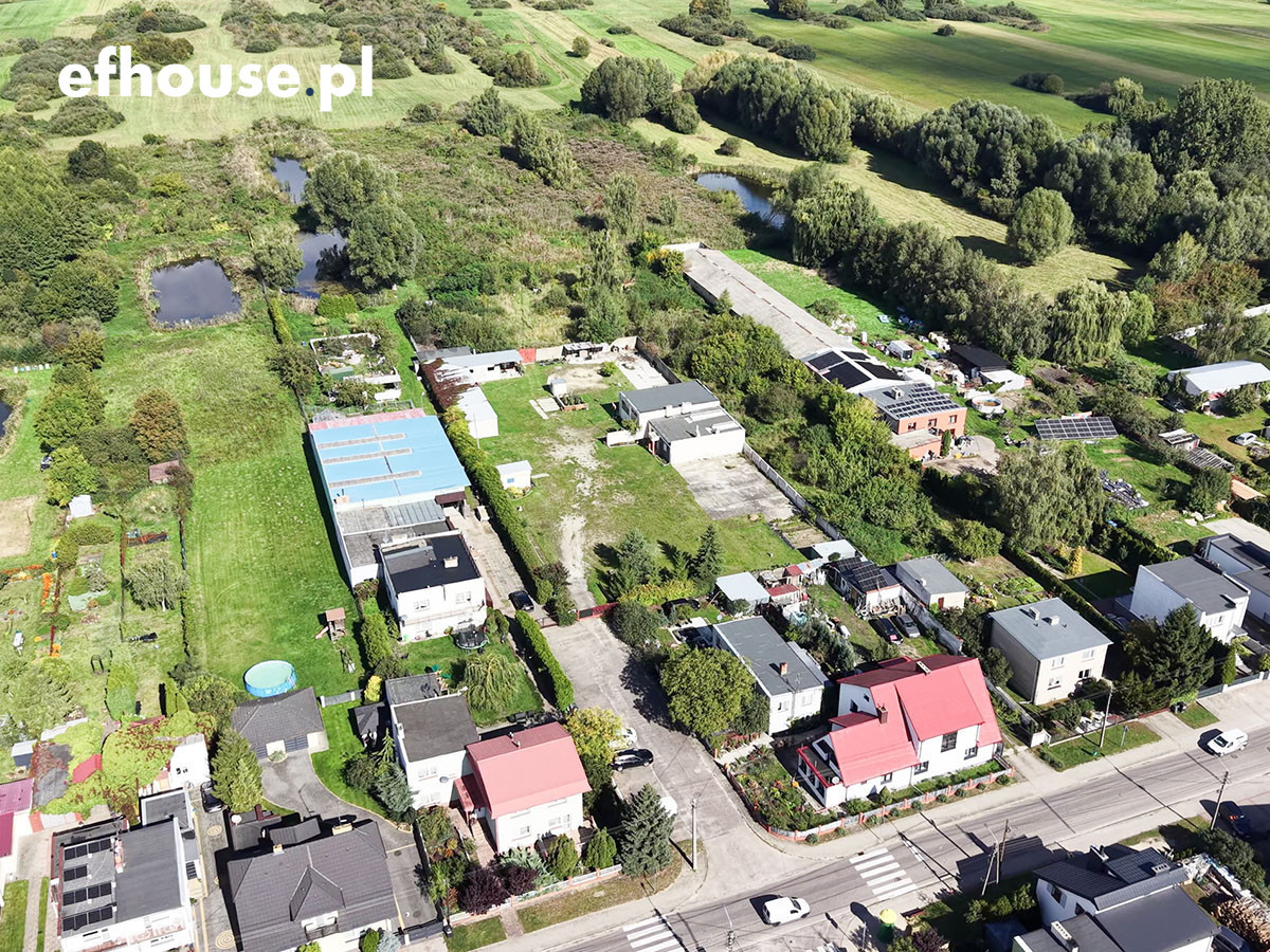 Działka inwestycyjna 1.5ha w centrum Barcina - Widok 4