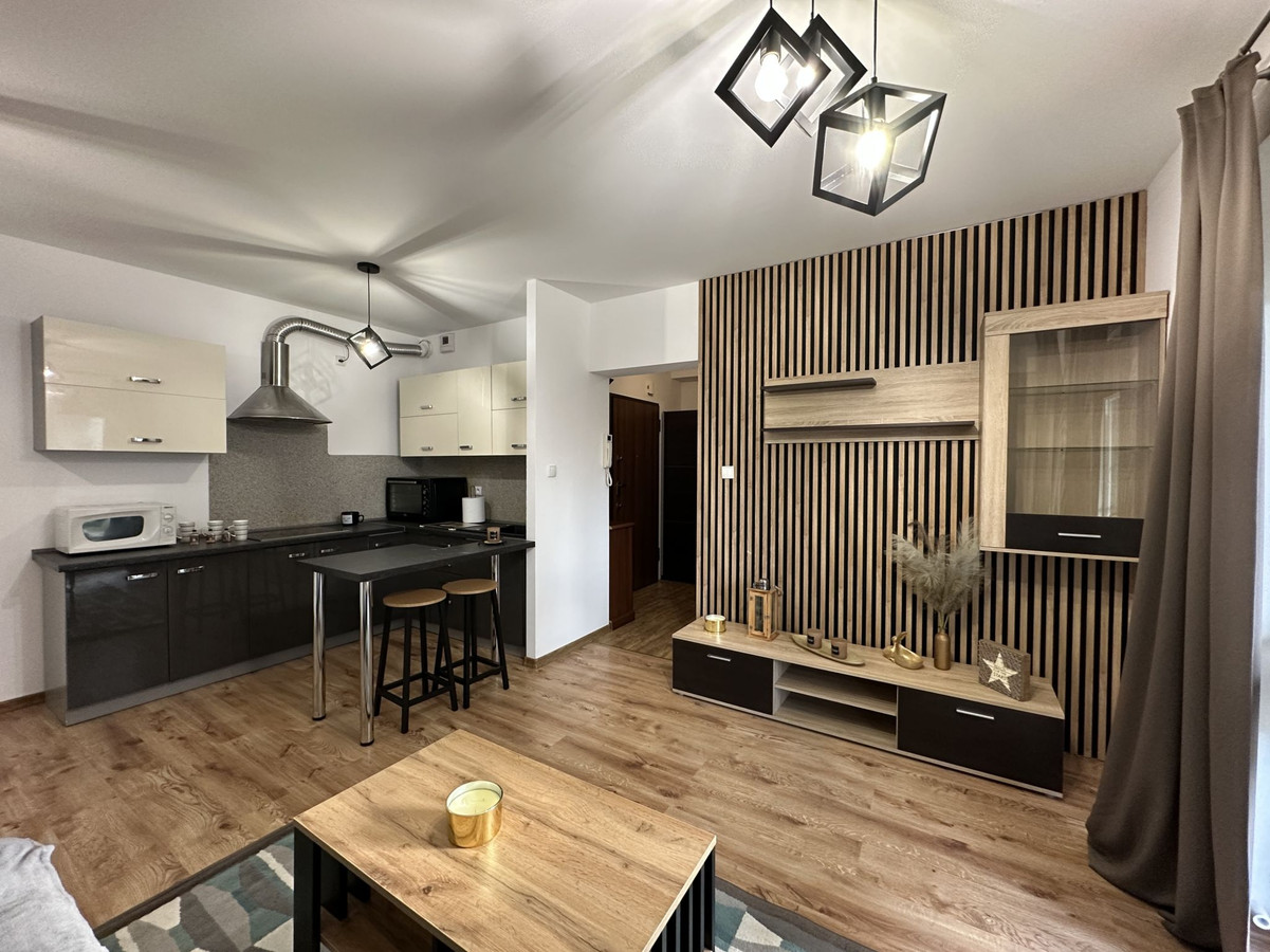 Kawalerka z tarasem 50 m² – os. Architektów