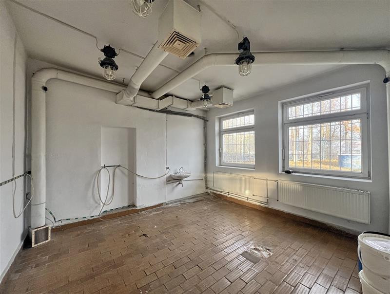 Bedrijfsruimte, 145 m²