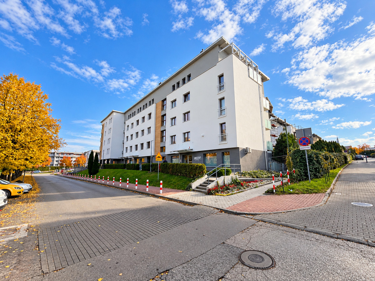 Mieszkanie 3 pokoje z balkonem winda parking Mościckiego Parkitka