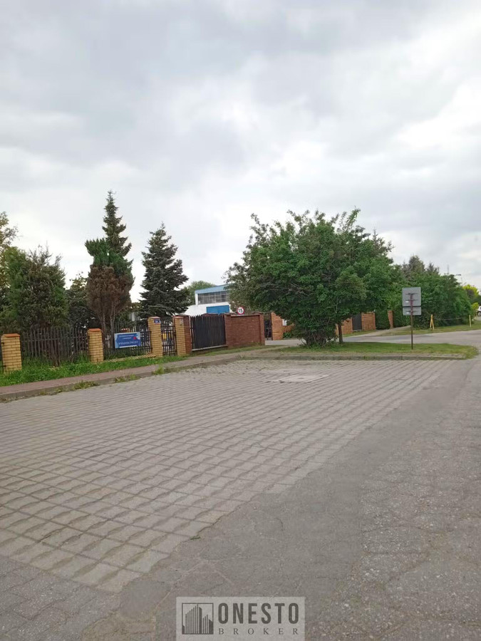 Wynajem lokali, piętra + podpiwniczenie, Wrotków, ul. Ciepłownicza - Więcej