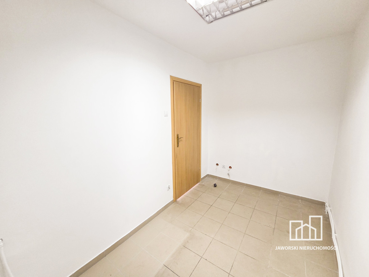 Centrum, lokal handl.-usług. z witryną + parking - Widok 5