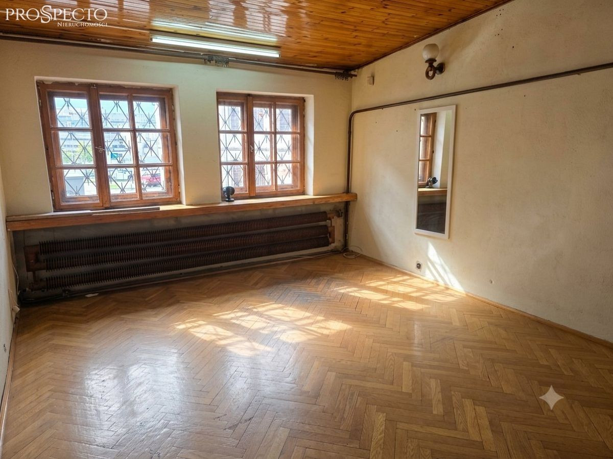 Lokal Uzytkowy w centrum miasta - Więcej