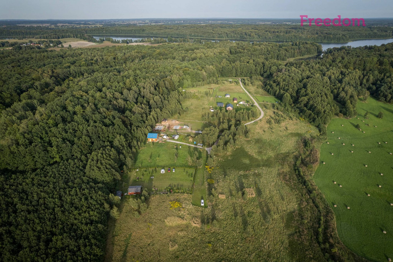 Wyjątkowa działka przy jeziorze Ruda Woda – Twój azyl w Dziśnitach - Widok 4