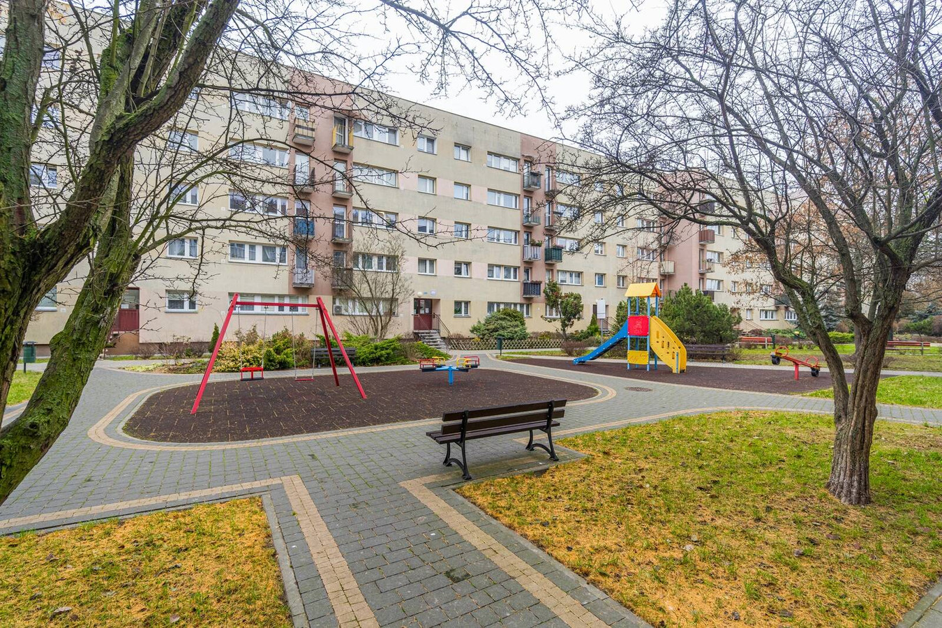 Do wynajęcia 2 pokoje I Al. Dwudziestolatków I Włochy