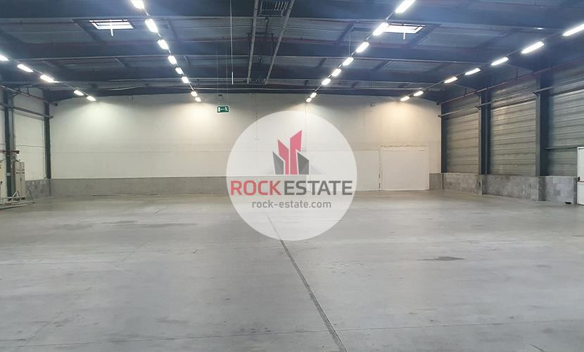 Showroom 506 m² - 0% prowizji na Okęciu - Widok 4