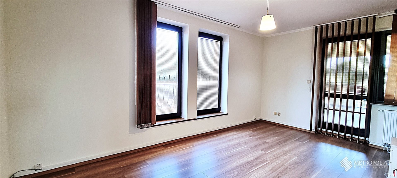 Rakowicka Budynek 320 m² na biura, usługi - Więcej