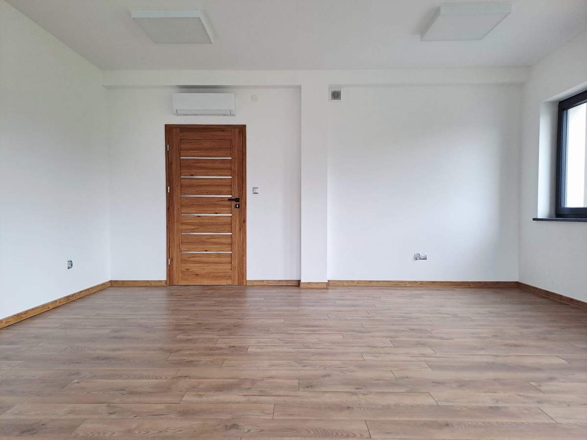 Biuro 20 m² z klimatyzacją i parkingiem – wszystkie opłaty w cenie - Widok 5