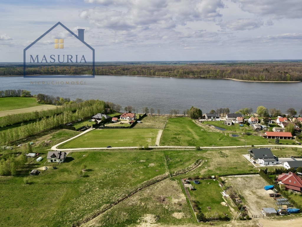 Działka budowlana nad jeziorem Jeziorak - Widok 3