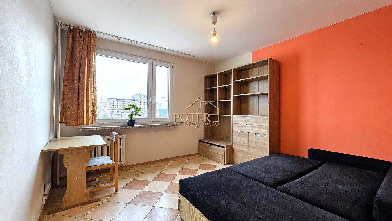 2 pok | Oddzielna kuchnia | Balkon | Piwnica