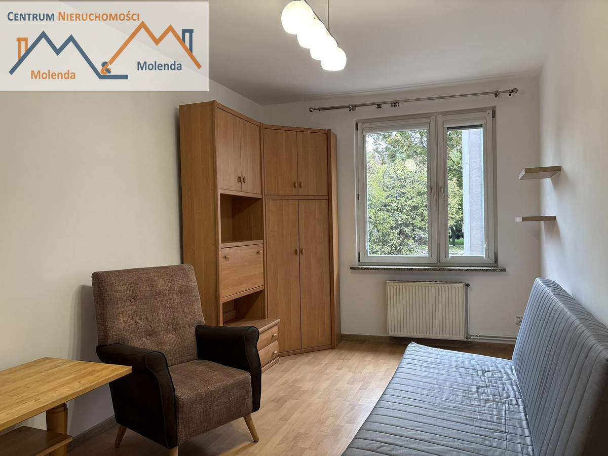 2 pokoje, balkon I piętro, centrum Bolesławca