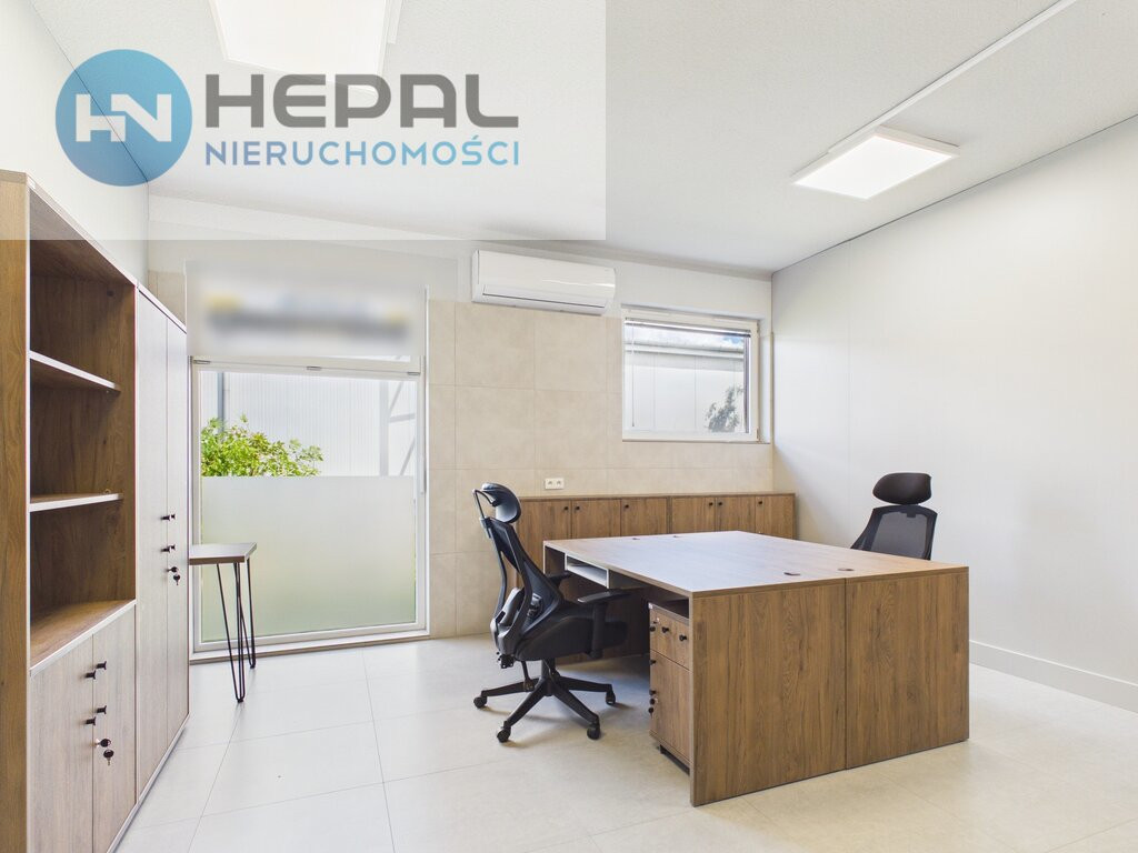 Umeblowany lokal biurowy 120 m² - Kielce, Skrzetle - Widok 4