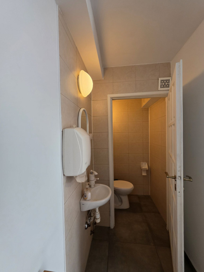 Lokal na parterze z witrynami, 2 pomieszczenia, centrum Dąborwy Górniczej - Widok 4