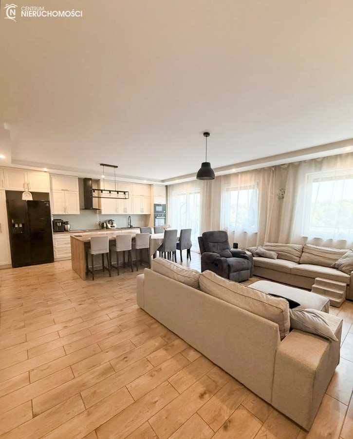 Wyjątkowy dwupoziomowy apartament z sauną i ogródk