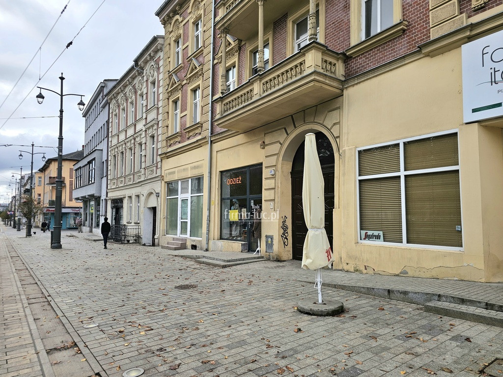 Lokal w doskonałej lokalizacji / witryny - Widok 2