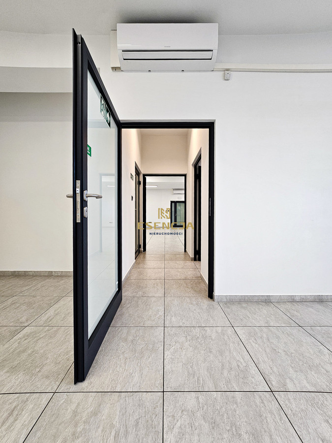 Lokal biurowy 150 m² wysoki standard - Więcej