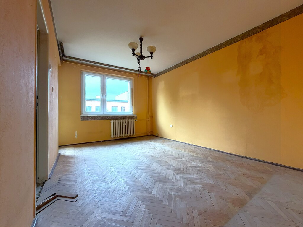 Spółdzielcze 3 Pokoje z Balkonem i Piwnicą