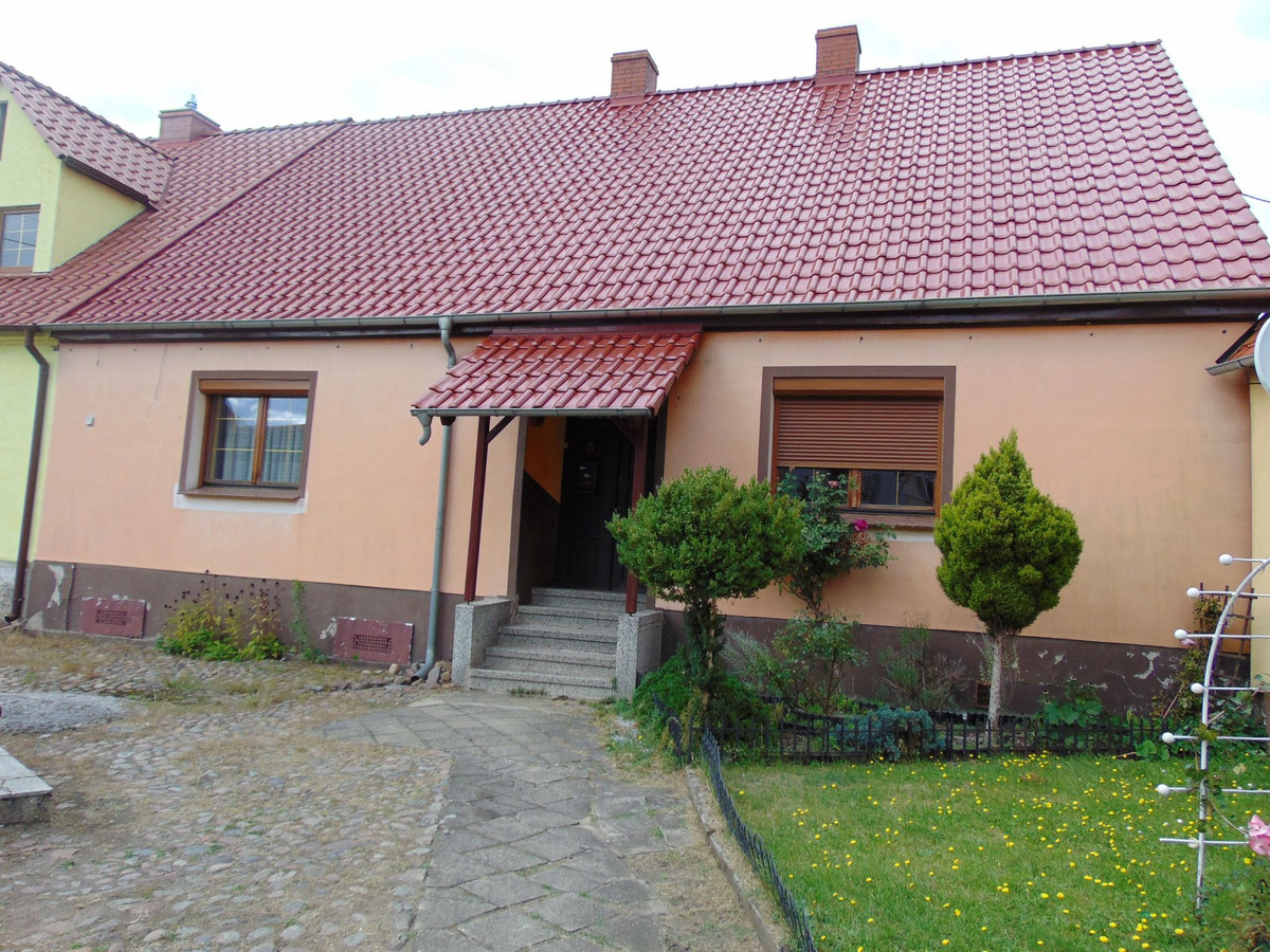 Dom niedaleko Zielonej Góry sprzedam