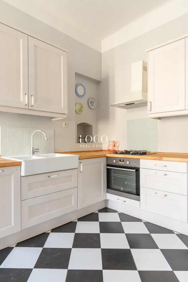 Apartment in Warszawa, Koszyki, Śródmieście - Więcej