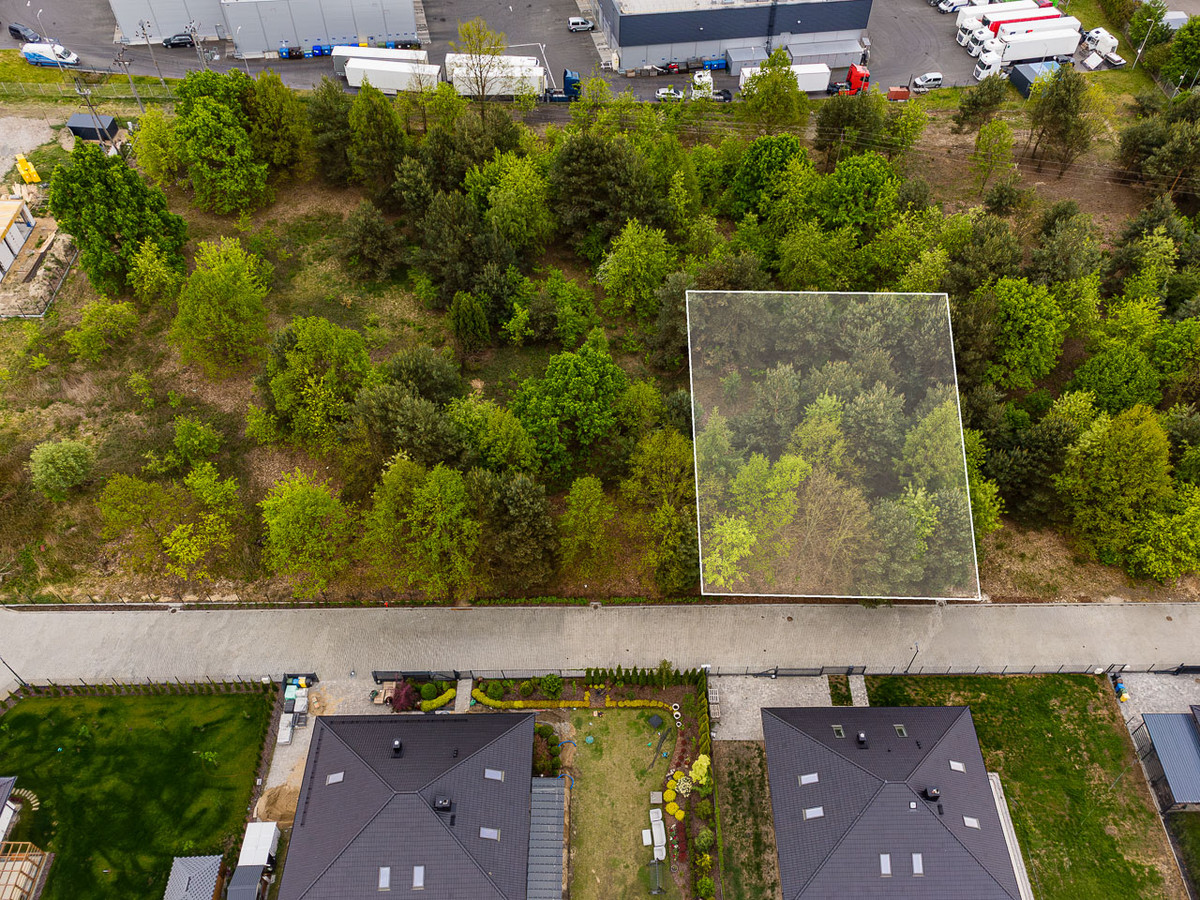 Wolica, 829 m², szybki dojazd do Warszawy, media w drodze - Widok 2