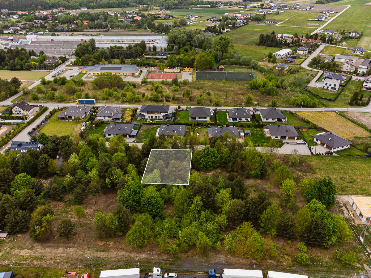 Wolica, 829 m², szybki dojazd do Warszawy, media w drodze - Widok 3