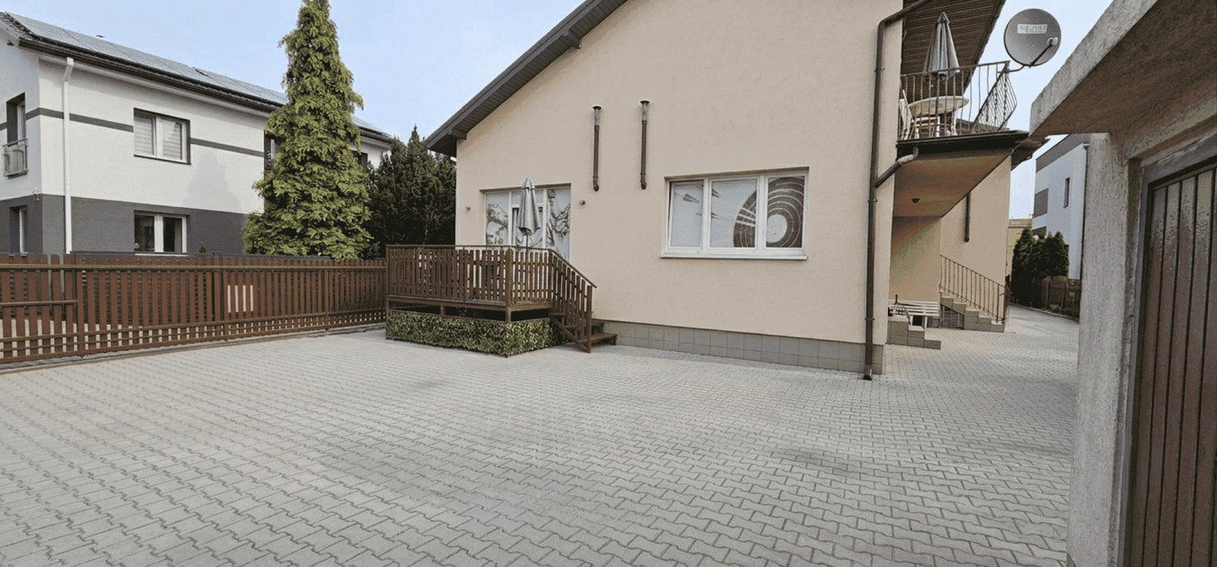 NIERUCHOMOŚĆ KOMERCYJNO-MIESZKALNA – PŁOCK – ul. ŚRODKOWA