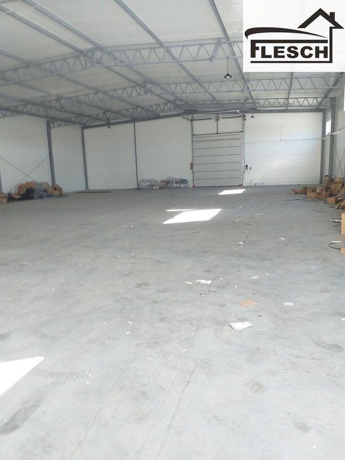 Hala Magazynowa Gmina Ożarów- 2km od Poznańskiej 700 m² - Widok 2