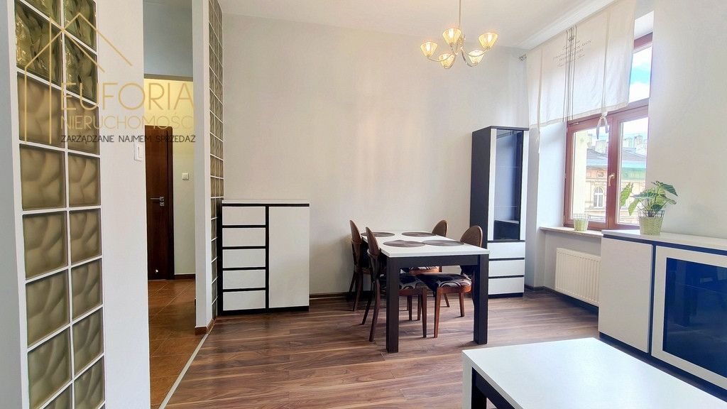 Piękny apartament w Centrum Łodzi - Widok 3