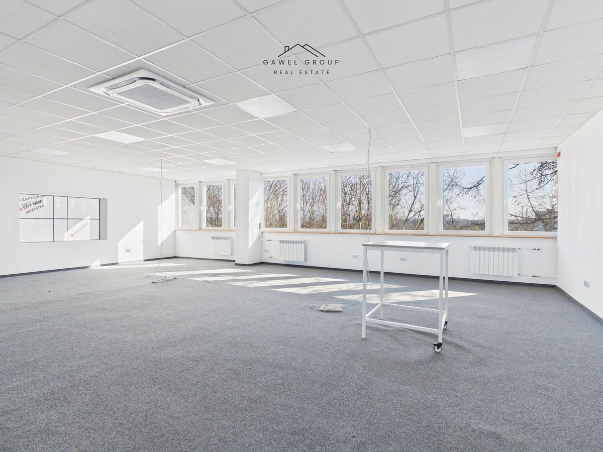 Biuro 120m² | Parking | Dostęp 24/7 - Więcej