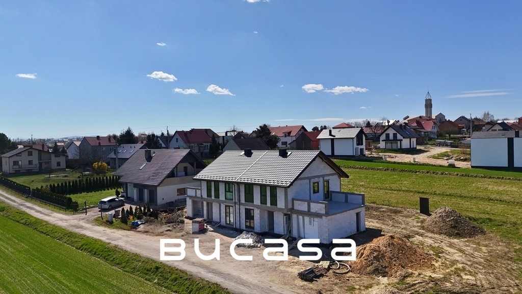 Komfortowe mieszkanie z ogrodem i garażem - Widok 2