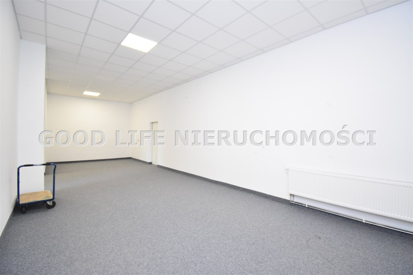 Wykończony lokal na parterze - More